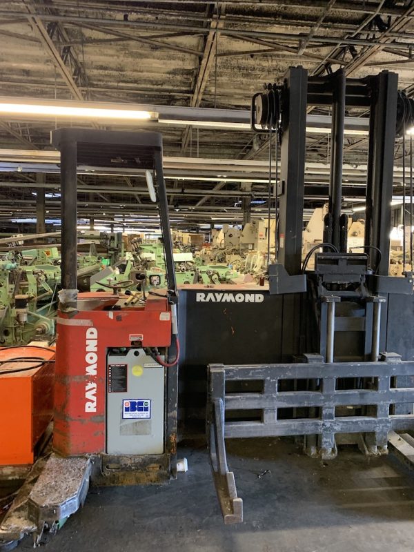 Raymond Side Loader